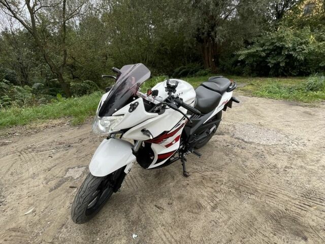 Лифан Другая, объемом двигателя 2.3 л и пробегом 0 тыс. км за 1500 $, фото 1 на Automoto.ua