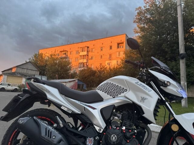 Лифан Другая, объемом двигателя 0.2 л и пробегом 0 тыс. км за 55000 $, фото 6 на Automoto.ua