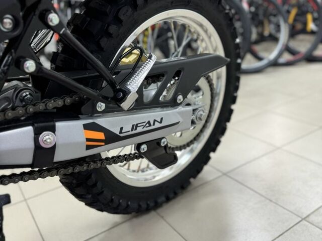 Лифан Другая, объемом двигателя 0.25 л и пробегом 0 тыс. км за 1850 $, фото 7 на Automoto.ua