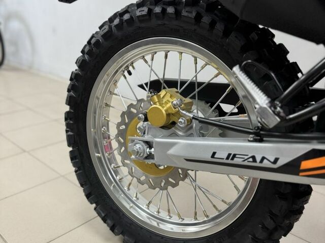 Лифан Другая, объемом двигателя 0.25 л и пробегом 0 тыс. км за 1850 $, фото 5 на Automoto.ua