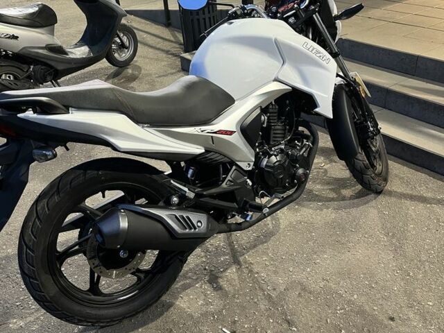 Лифан Другая, объемом двигателя 0.2 л и пробегом 0 тыс. км за 1600 $, фото 3 на Automoto.ua