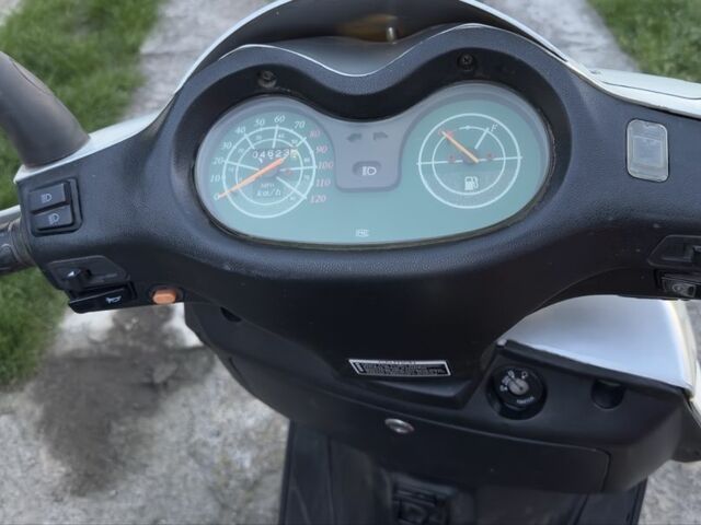 Лифан Другая, объемом двигателя 0 л и пробегом 0 тыс. км за 25000 $, фото 4 на Automoto.ua