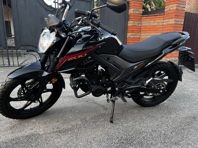 Лифан Другая, объемом двигателя 0.2 л и пробегом 0 тыс. км за 1400 $, фото 4 на Automoto.ua