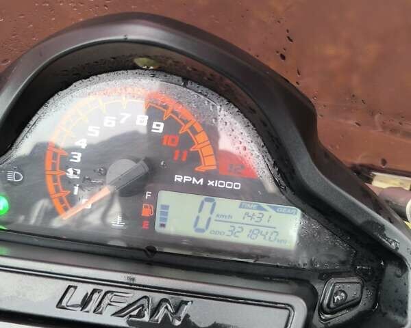 Белый Лифан KP 200, объемом двигателя 0.2 л и пробегом 32 тыс. км за 1150 $, фото 1 на Automoto.ua