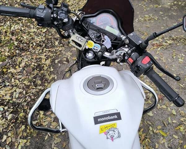 Белый Лифан KP 200, объемом двигателя 0.2 л и пробегом 32 тыс. км за 1150 $, фото 6 на Automoto.ua