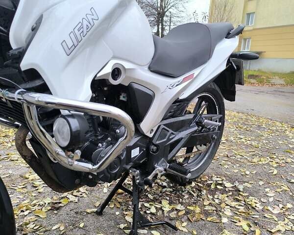 Белый Лифан KP 200, объемом двигателя 0.2 л и пробегом 32 тыс. км за 1150 $, фото 5 на Automoto.ua