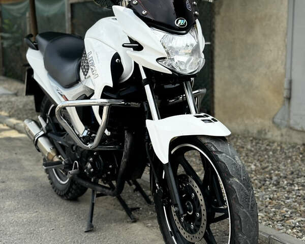 Білий Ліфан KP 200, об'ємом двигуна 0.2 л та пробігом 10 тис. км за 1600 $, фото 2 на Automoto.ua