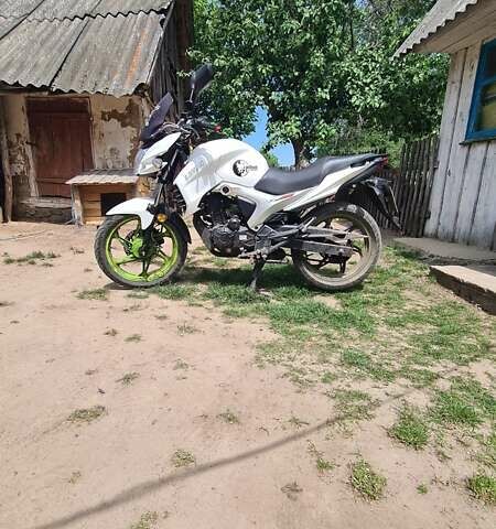Белый Лифан KP 200, объемом двигателя 0.2 л и пробегом 21 тыс. км за 1100 $, фото 6 на Automoto.ua