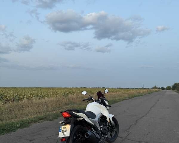 Лифан KP 200 2025 в Кропивницком (Кировограде) на Automoto.ua Белый Лифан KP 200, объемом двигателя 0.2 л и пробегом 1 тыс. км за 1708 $, фото 2 на Automoto.ua