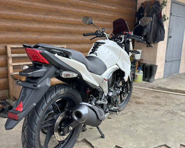 Белый Лифан KP 200, объемом двигателя 0.2 л и пробегом 6 тыс. км за 1498 $, фото 7 на Automoto.ua