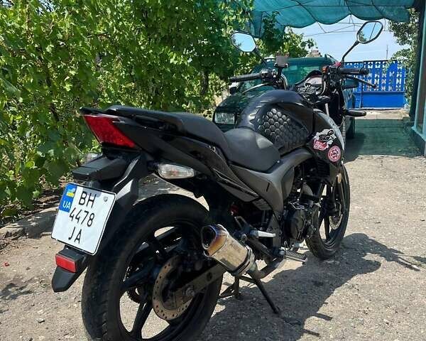Черный Лифан KP 200, объемом двигателя 0.2 л и пробегом 34 тыс. км за 1000 $, фото 8 на Automoto.ua