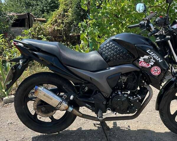 Черный Лифан KP 200, объемом двигателя 0.2 л и пробегом 34 тыс. км за 1000 $, фото 5 на Automoto.ua