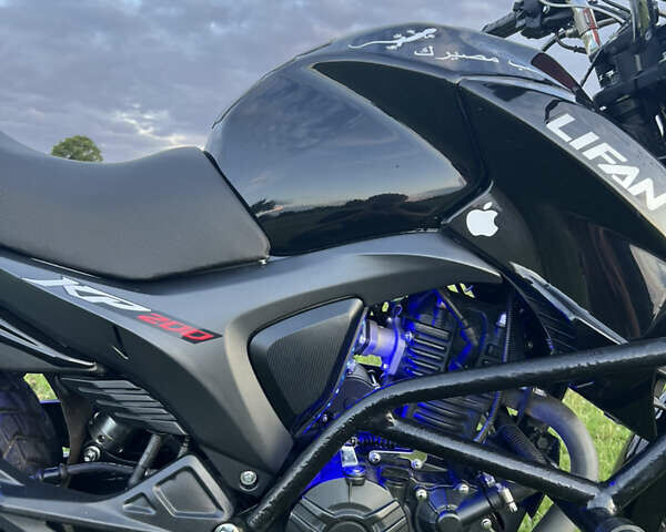 Чорний Ліфан KP 200, об'ємом двигуна 0.2 л та пробігом 8 тис. км за 1600 $, фото 8 на Automoto.ua