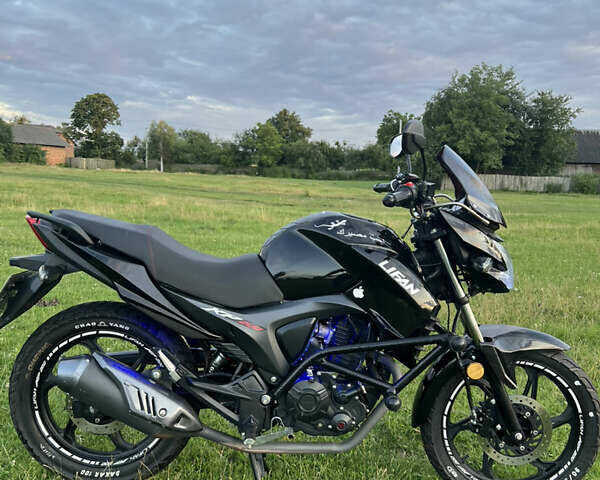 Чорний Ліфан KP 200, об'ємом двигуна 0.2 л та пробігом 8 тис. км за 1600 $, фото 1 на Automoto.ua