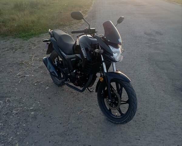 Чорний Ліфан KP 200, об'ємом двигуна 0.2 л та пробігом 5 тис. км за 1650 $, фото 2 на Automoto.ua