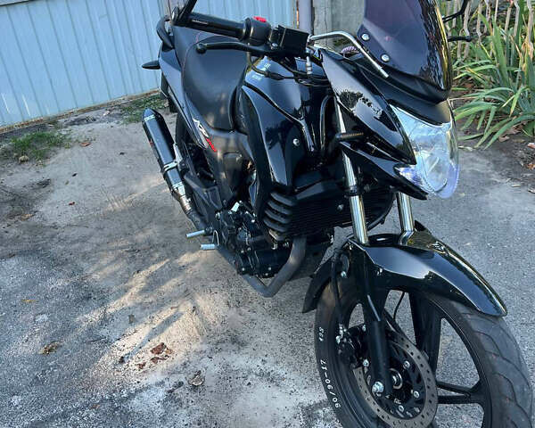 Чорний Ліфан KP 200, об'ємом двигуна 0.2 л та пробігом 10 тис. км за 1499 $, фото 9 на Automoto.ua