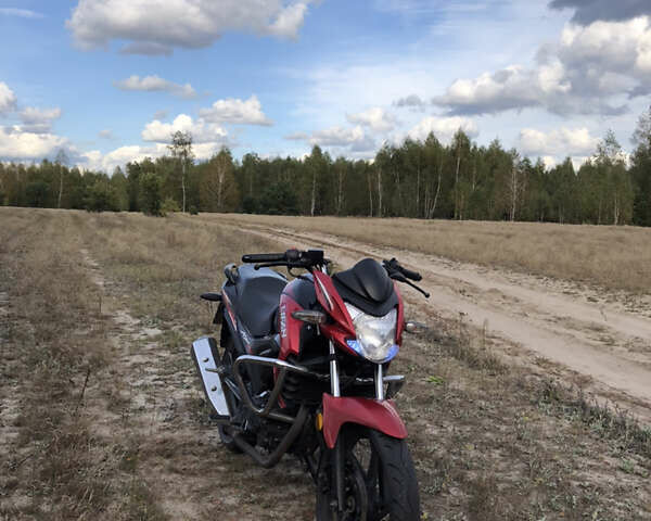 Красный Лифан KP 200, объемом двигателя 0.15 л и пробегом 36 тыс. км за 900 $, фото 4 на Automoto.ua