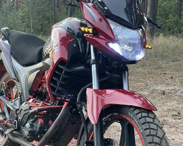 Червоний Ліфан KP 200, об'ємом двигуна 0.2 л та пробігом 23 тис. км за 1250 $, фото 1 на Automoto.ua