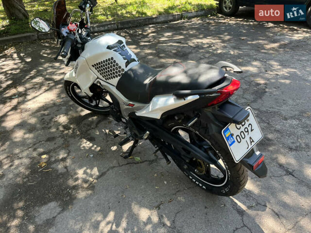 Лифан KP 200, объемом двигателя 0.2 л и пробегом 20 тыс. км за 1150 $, фото 3 на Automoto.ua