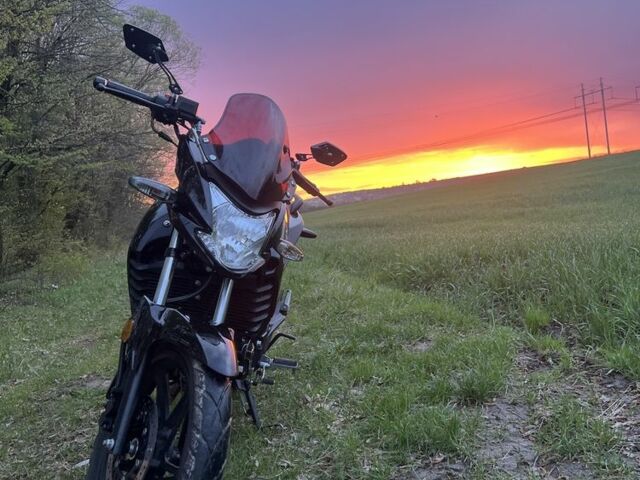 Лифан KP 200, объемом двигателя 0.2 л и пробегом 0 тыс. км за 1600 $, фото 2 на Automoto.ua