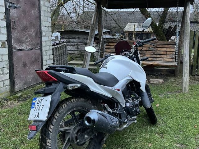 Лифан KP 200, объемом двигателя 0.2 л и пробегом 0 тыс. км за 1500 $, фото 3 на Automoto.ua