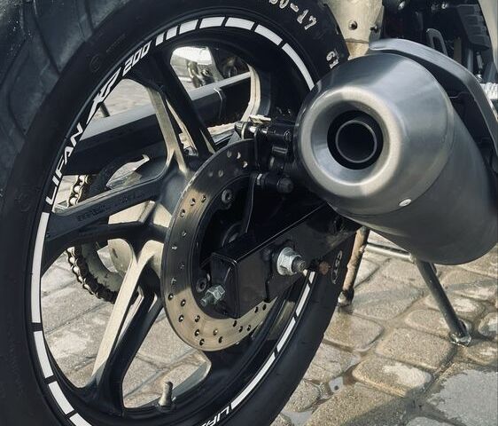 Лифан KP 200, объемом двигателя 0.2 л и пробегом 0 тыс. км за 1813 $, фото 4 на Automoto.ua