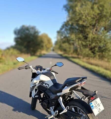 Белый Лифан KP 250, объемом двигателя 0.25 л и пробегом 13 тыс. км за 1600 $, фото 4 на Automoto.ua