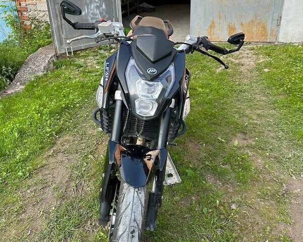Чорний Ліфан KP 250, об'ємом двигуна 0.25 л та пробігом 13 тис. км за 2000 $, фото 4 на Automoto.ua