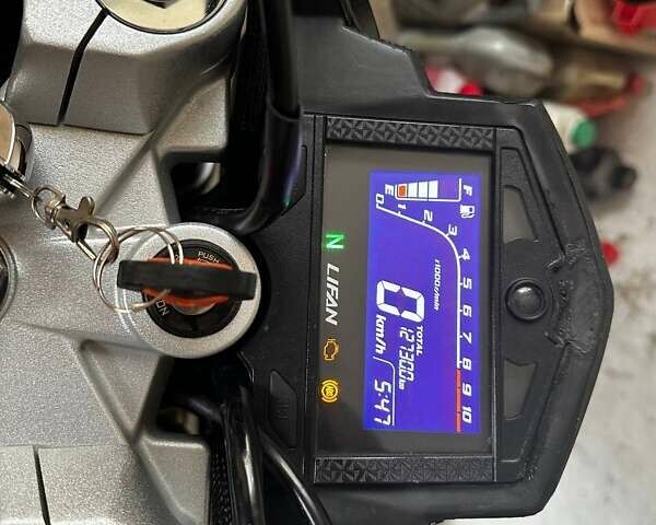 Чорний Ліфан KP 250, об'ємом двигуна 0.25 л та пробігом 13 тис. км за 2000 $, фото 10 на Automoto.ua