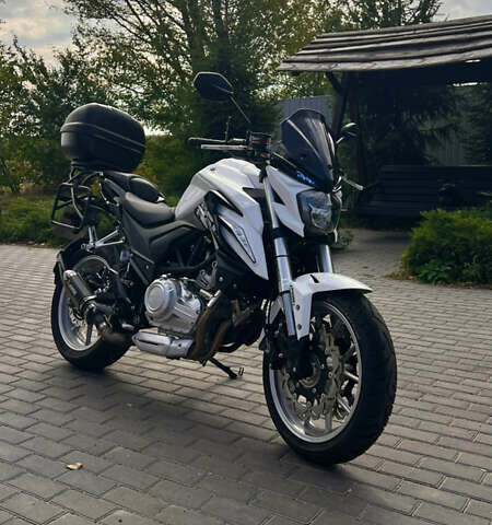 Белый Лифан KP 350, объемом двигателя 0.35 л и пробегом 14 тыс. км за 3200 $, фото 10 на Automoto.ua