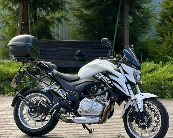 Белый Лифан KP 350, объемом двигателя 0.35 л и пробегом 14 тыс. км за 3200 $, фото 4 на Automoto.ua