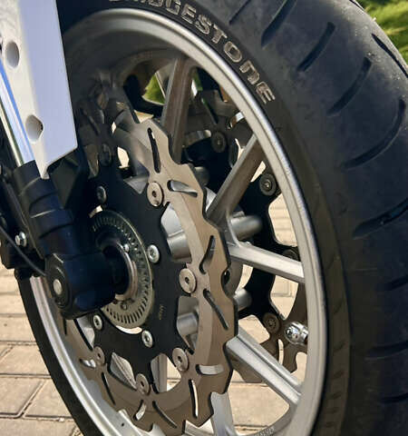 Белый Лифан KP 350, объемом двигателя 0.35 л и пробегом 14 тыс. км за 3200 $, фото 17 на Automoto.ua