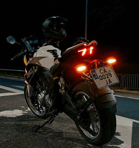 Белый Лифан KP 350, объемом двигателя 0.35 л и пробегом 14 тыс. км за 3200 $, фото 31 на Automoto.ua