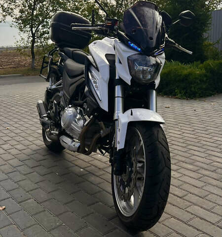 Белый Лифан KP 350, объемом двигателя 0.35 л и пробегом 14 тыс. км за 3200 $, фото 11 на Automoto.ua