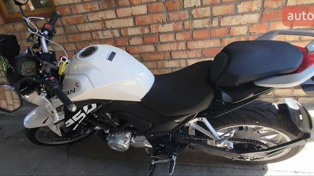 Білий Ліфан KP 350, об'ємом двигуна 0.35 л та пробігом 10 тис. км за 2799 $, фото 1 на Automoto.ua