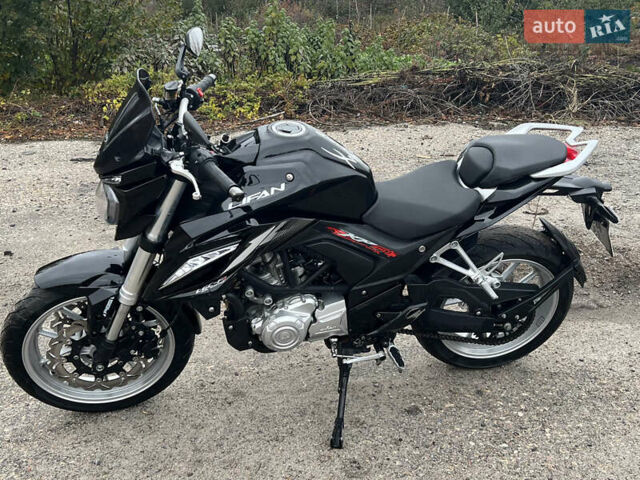 Лифан KP 350 2021 в Харькове на Automoto.ua Черный Лифан KP 350, объемом двигателя 0.35 л и пробегом 17 тыс. км за 3100 $, фото 1 на Automoto.ua