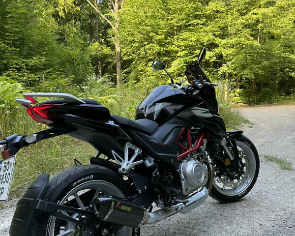 Чорний Ліфан KP 350, об'ємом двигуна 0.35 л та пробігом 5 тис. км за 3499 $, фото 4 на Automoto.ua