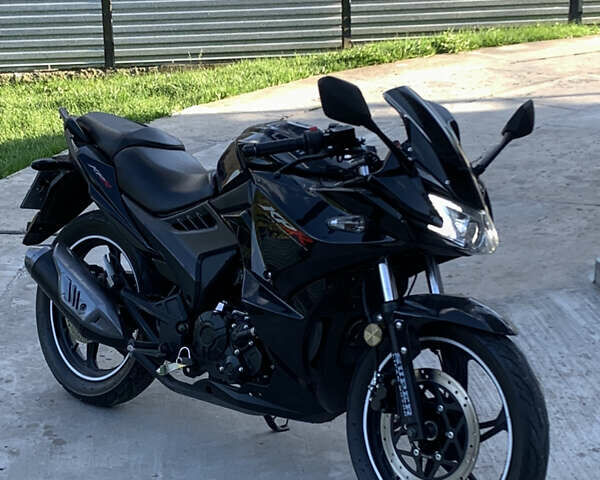 Чорний Ліфан KPR 200, об'ємом двигуна 0 л та пробігом 13 тис. км за 1490 $, фото 4 на Automoto.ua