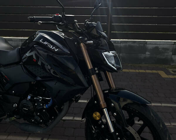Черный Лифан KPS 200, объемом двигателя 0 л и пробегом 12 тыс. км за 2000 $, фото 3 на Automoto.ua