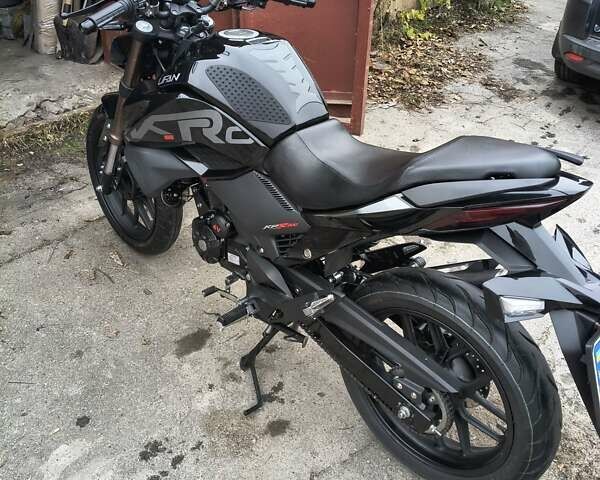 Черный Лифан KPS 200, объемом двигателя 0.2 л и пробегом 1 тыс. км за 2100 $, фото 1 на Automoto.ua