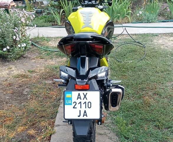 Желтый Лифан KPS 200, объемом двигателя 0.2 л и пробегом 1 тыс. км за 2000 $, фото 1 на Automoto.ua