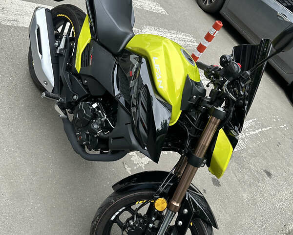 Желтый Лифан KPS 200, объемом двигателя 0.2 л и пробегом 10 тыс. км за 1500 $, фото 3 на Automoto.ua