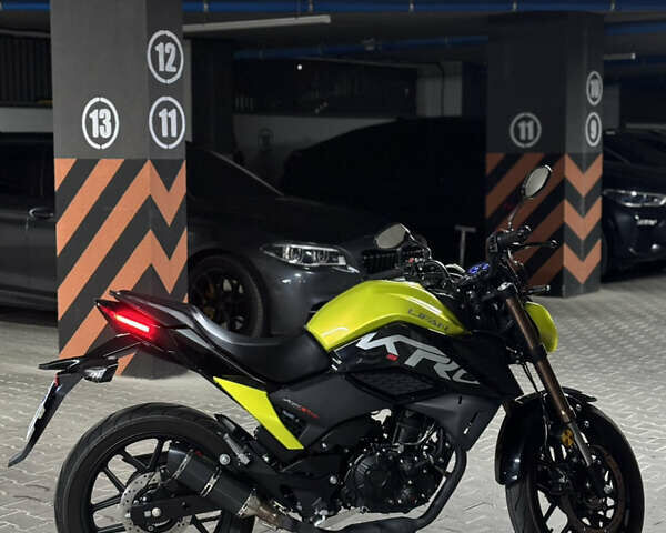 Желтый Лифан KPS 200, объемом двигателя 0.2 л и пробегом 1 тыс. км за 1800 $, фото 5 на Automoto.ua