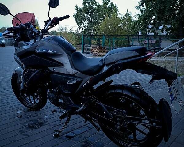 Серый Лифан KPT 200-4V, объемом двигателя 0.2 л и пробегом 7 тыс. км за 2000 $, фото 6 на Automoto.ua
