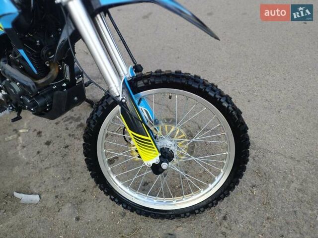 Черный Лифан KPX 250, объемом двигателя 0.25 л и пробегом 3 тыс. км за 1500 $, фото 3 на Automoto.ua