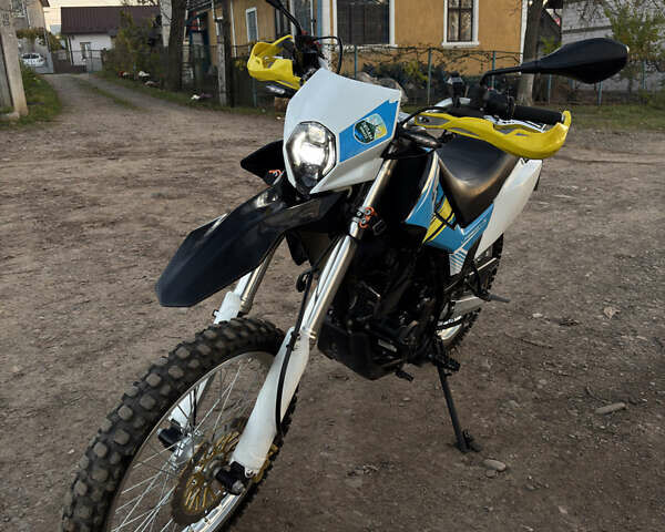 Черный Лифан KPX 250, объемом двигателя 0.25 л и пробегом 4 тыс. км за 1700 $, фото 3 на Automoto.ua