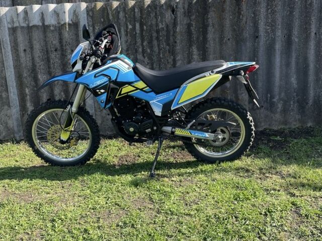 Лифан KPX 250, объемом двигателя 0.25 л и пробегом 0 тыс. км за 1571 $, фото 4 на Automoto.ua