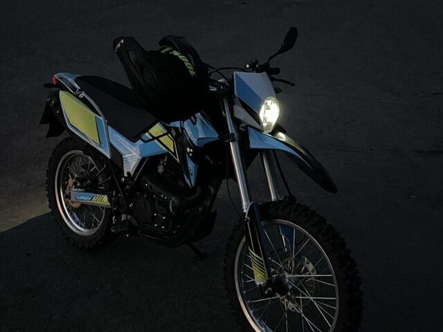 Лифан KPX 250, объемом двигателя 0.25 л и пробегом 0 тыс. км за 1571 $, фото 6 на Automoto.ua