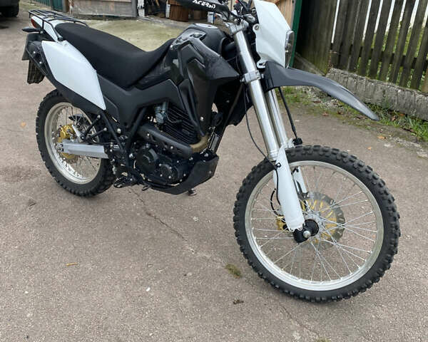 Лифан KPX 250, объемом двигателя 0.25 л и пробегом 7 тыс. км за 1446 $, фото 1 на Automoto.ua