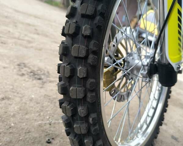 Лифан KPX 250, объемом двигателя 0.25 л и пробегом 1 тыс. км за 1750 $, фото 1 на Automoto.ua